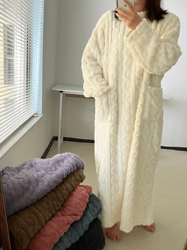 Winter Coral Fleece Sleepwear Women\'s Nightgown Long Night Dress Pajamas with Pockets Thickened  Dress Warm Home Clothes