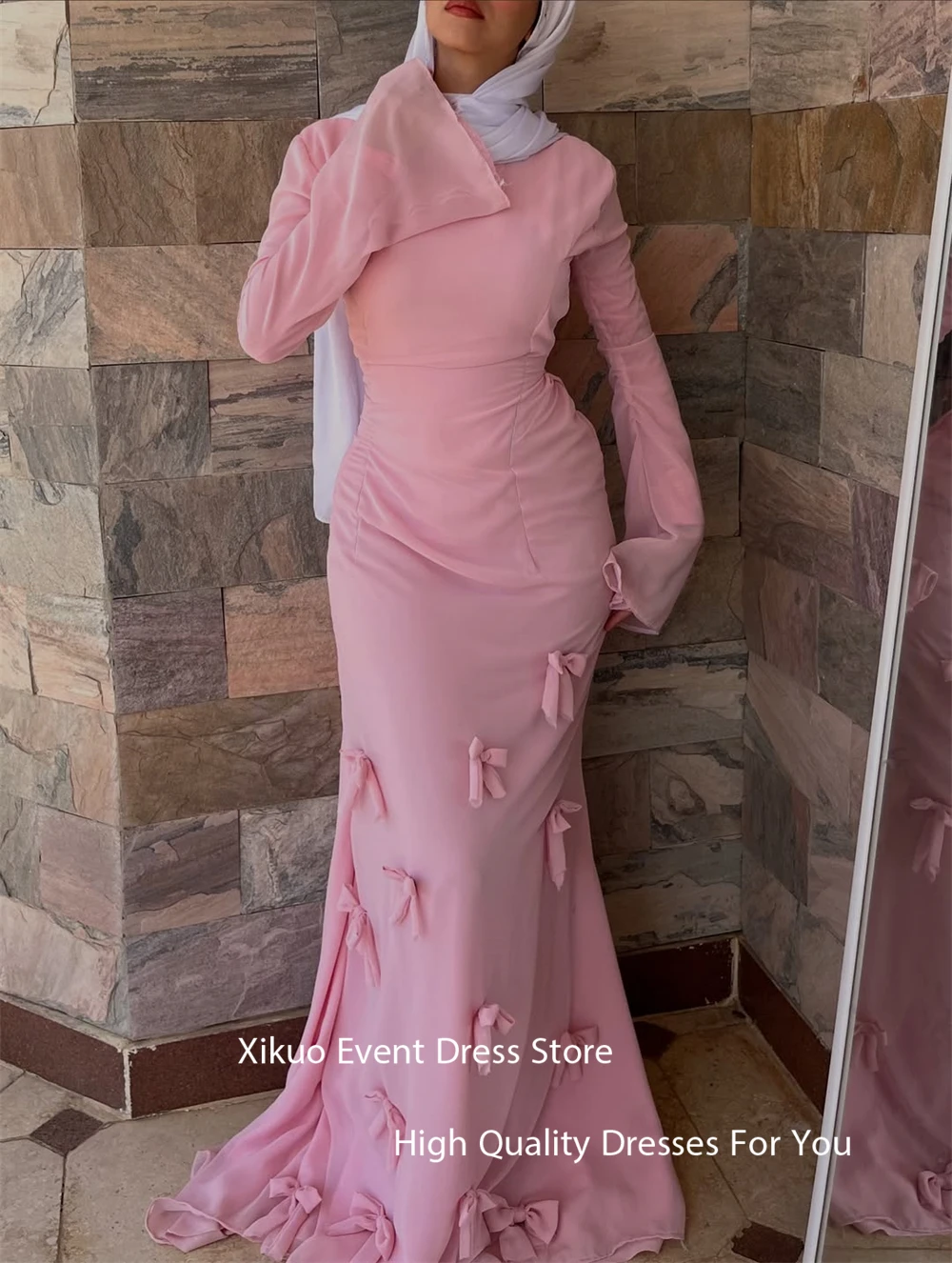 Xikuo 優雅なピンクシフォンイブニングドレスマーメイド O ネック Vestidos デ フェスタプリーツ長袖弓サウジウエディングドレスカスタマイズ
