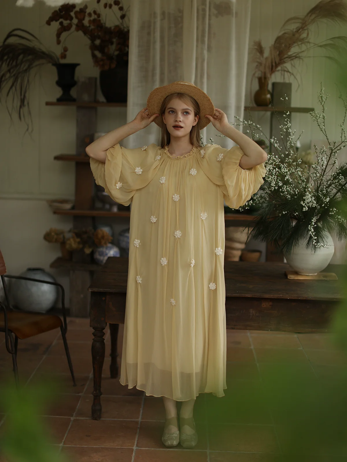 

Spring Summer Women French Retro Apricot, Handmade Three-dimensional Flower Silk Loose Dress