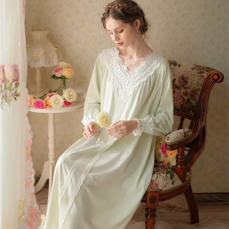 Victorian Cotton Night Dress Women Autumn White Long Peignoir Large Size Vintage Robe Gown Romantic Nightgown Princess Sleepwear