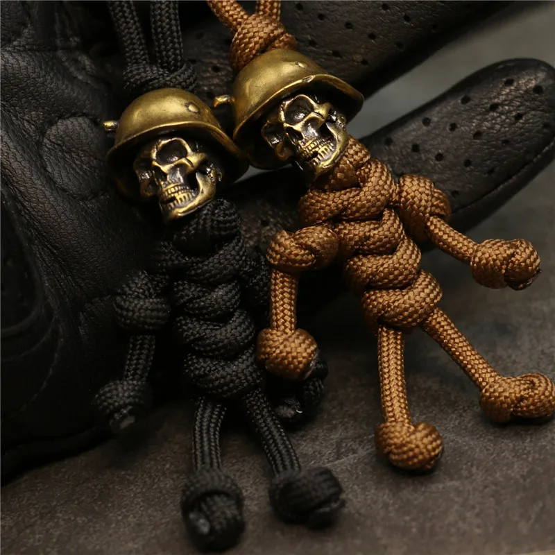 ハロウィンスカルキーホルダーパラコードヘルメットビーズ編み込 - Men Accessories Kit Bag のレビューと価格