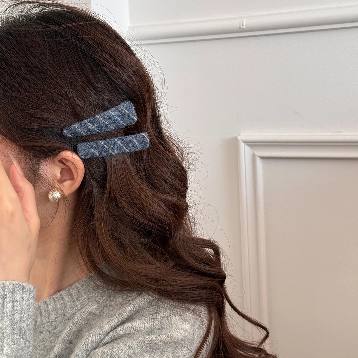 

Корейская мода, простая диагональная вязаная заколка для волос, ретро темперамент, универсальная челка, BB-зажим на затылке, сломанная заколка для волос, новинка