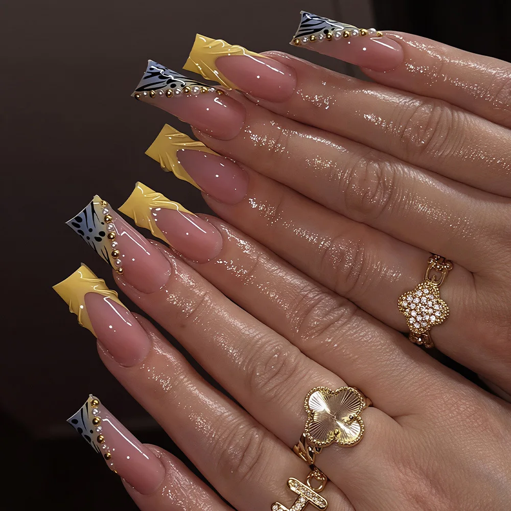 24Pcs Y2K Style Wearable Press-on Nails with Black Pink Striped Dots Design Long Square False Nails 3D Star Bow Fake Fingernails