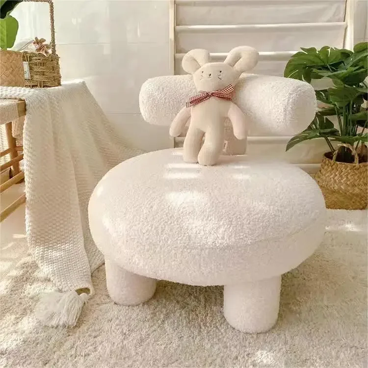 Nordic design style Lamb wool solid wood frame luxury Small sofa chair for children single seat sofa