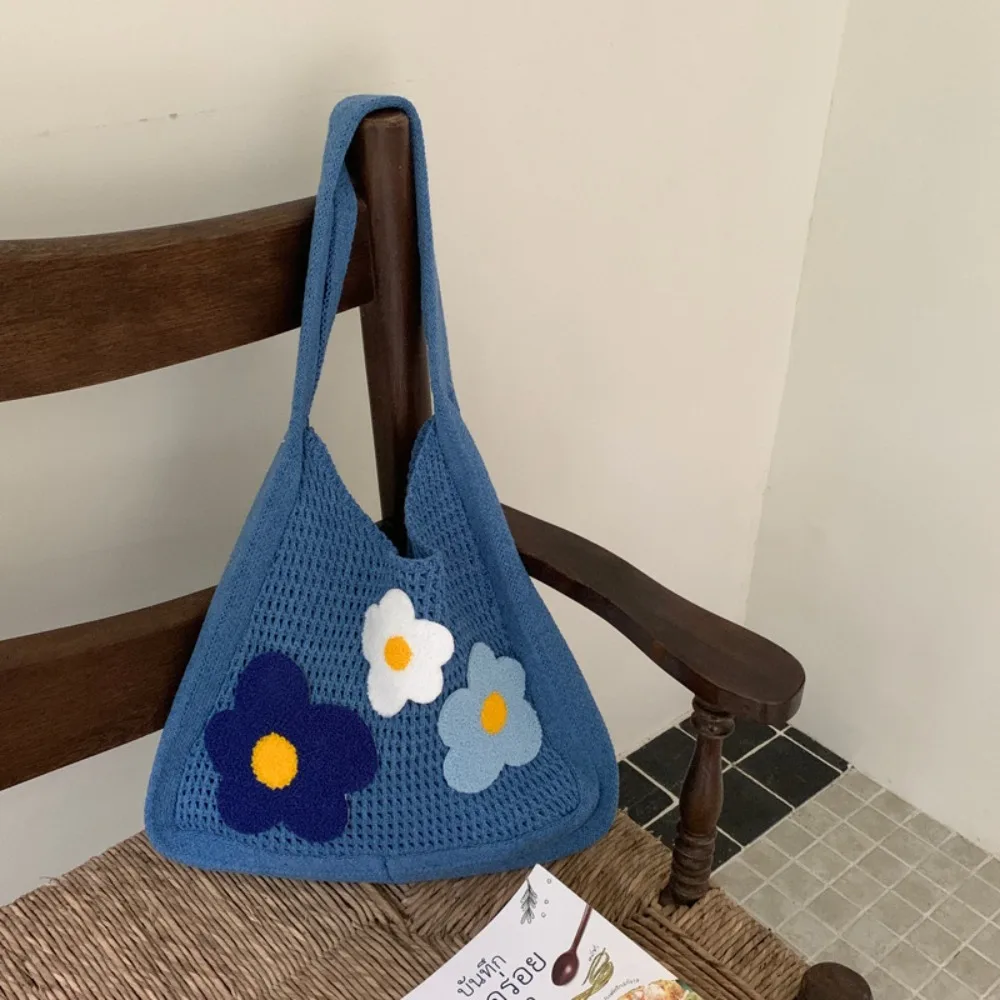 bolsa-de-ombro-floral-azul-fresca-com-flores-de-croche-bolsa-de-praia-leve-de-croche-bolsa-grande-de-malha-trancada-para-ferias