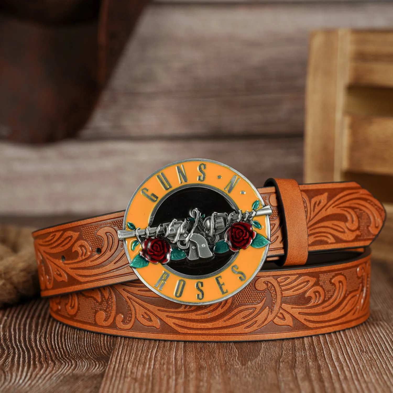 A 2026 New Luxury Belt Vintage PU Belt with Circular Thorny Rose Buckle and Phoenix Tail Pattern Suitable for Both Men and Women