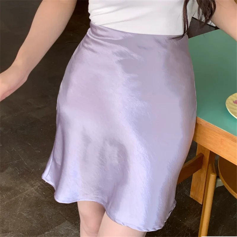 Elegant Lady Glossy Satin Short Skirt New 2026 Summer Women High Waist Slim Mini Skirt Apricot Purple Green Mermaid Skirt Bottom