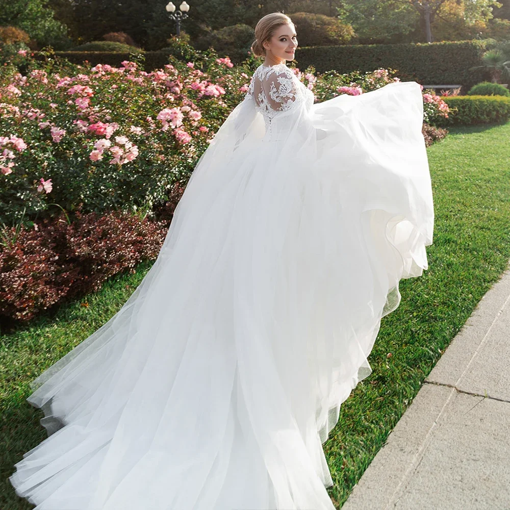 Robe de mariée élégante personnalisée, col en cœur, avec des Appliques de perles, avec châle à manches longues, 2 pièces