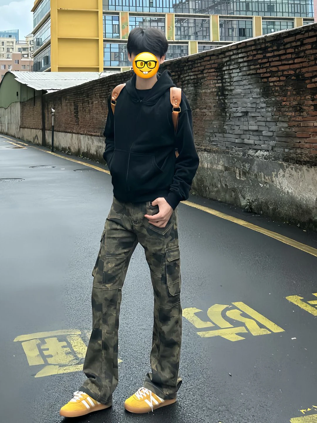 

Мужские джинсы-карго в американском стиле, зауженные, с камуфляжным принтом, средней посадки, на молнии, для повседневной носки, на все сезоны