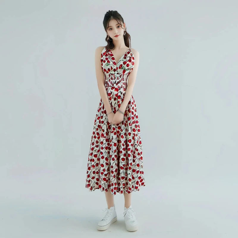 

1:1 2024ss Women's Long Dresses Crushed Floral Halter Dresses Light Luxury Brand V-Neck Design Skinny Dresses