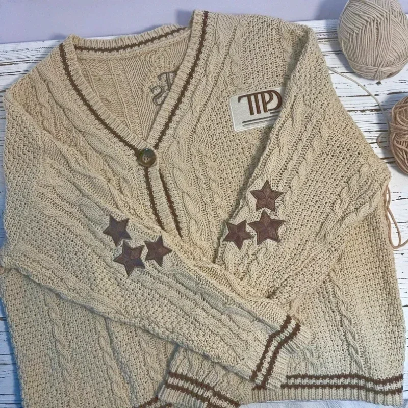 Frauen Herbst Baumwolle Stern Stickerei Khaki Gestrickte Strickjacken V-ausschnitt Ästhetischen Retro Einreiher Pullover Y2k Beige Tops