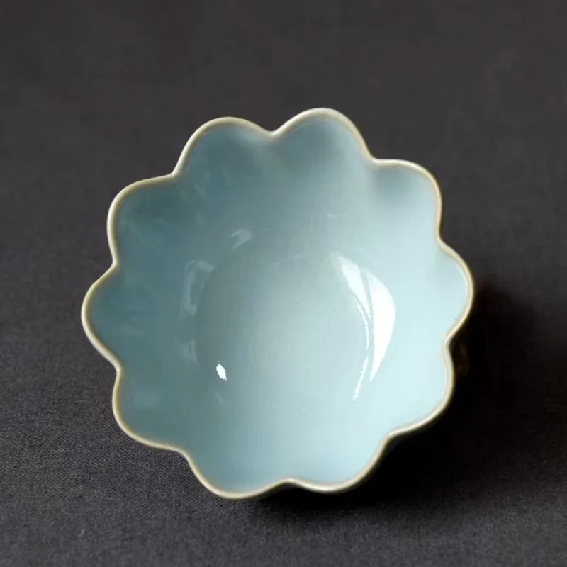 Ruzhou Ru Porcelain Origin Ruyao Tianqing Glaze Guo Liujiang Small Lotus Warm Bowl Branch Nail Burned Master Cup