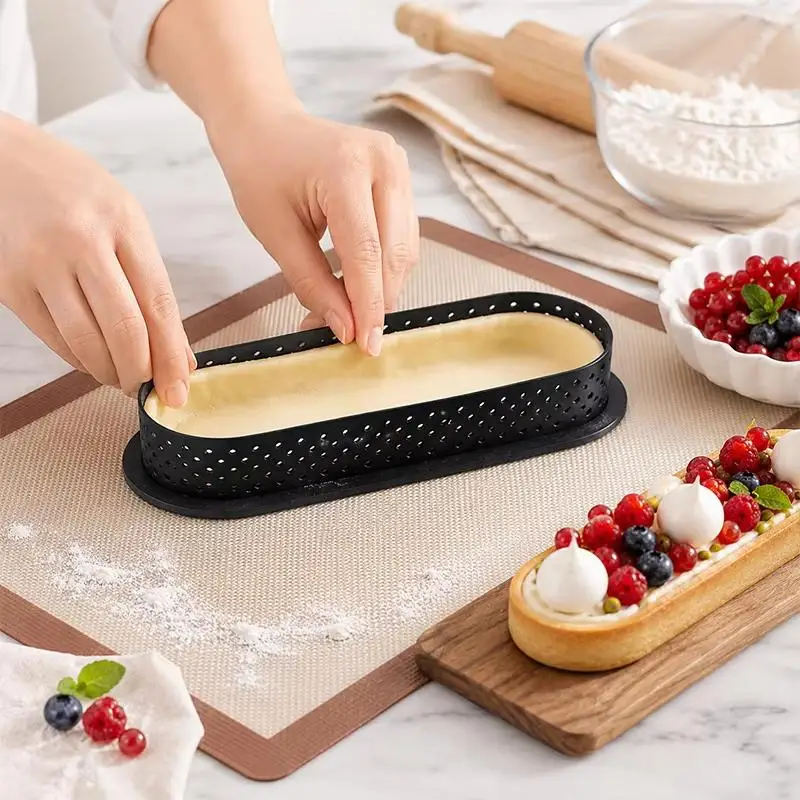 1Pcs Heat Resistant Baking Tools Household DIY Tart Ring Non Stick Perforated Cake Pie Mousse Mold