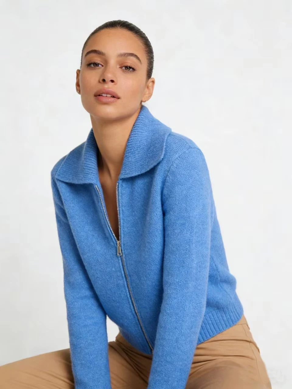 Blue Knitted Sweater 2026 New Large Collar Women's Cardigan Casual Zipper Coat