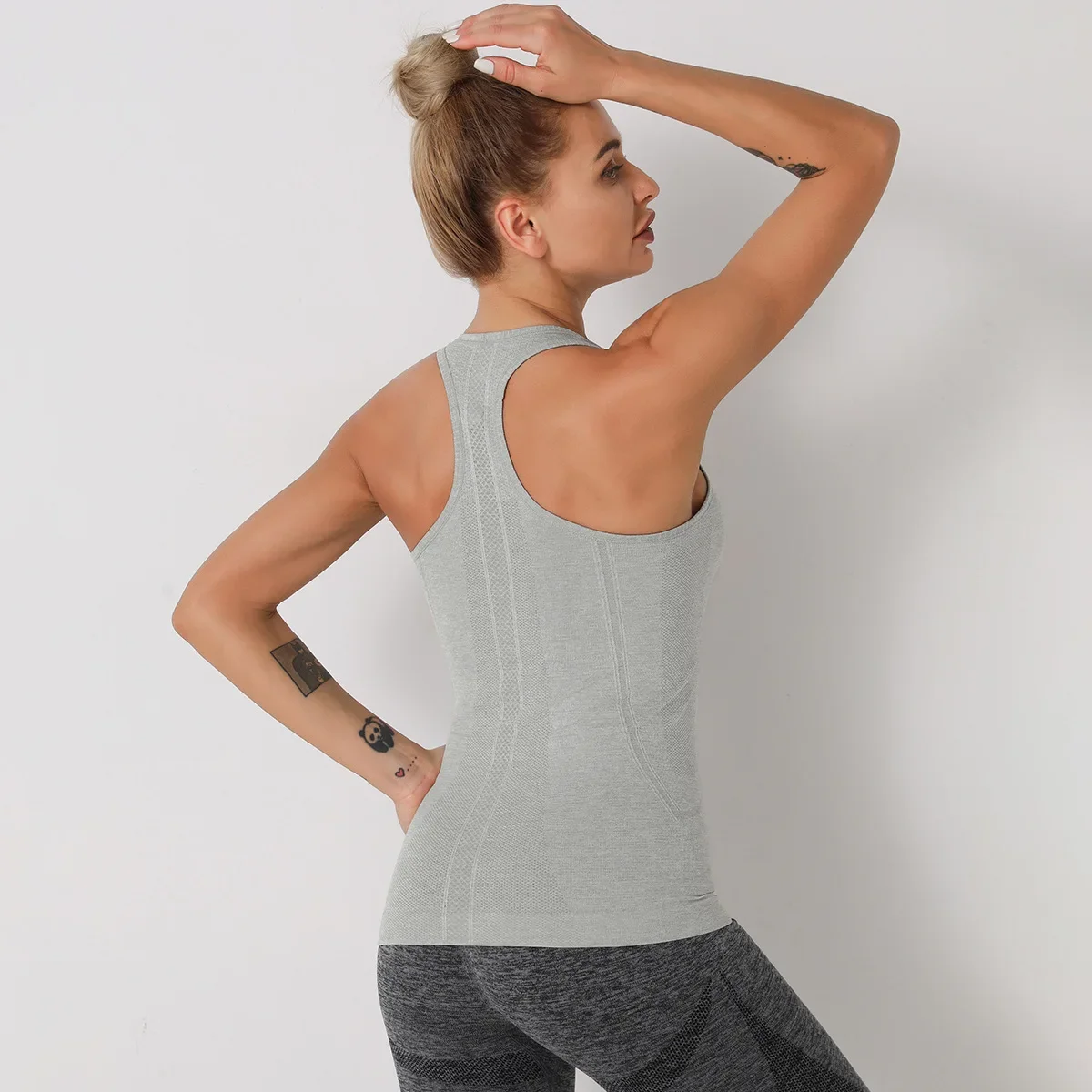 Seamless Yoga Women's Beauty Back Sports Breathable Sling Vest