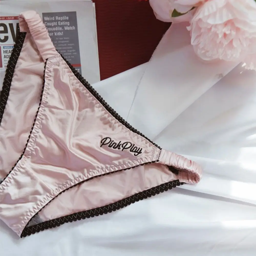 Sexy Girl Thong Women Smooth Fitness Underwear Panty Low Waist Yoga Sport Panties Embroidery Briefs Yoga Underpants