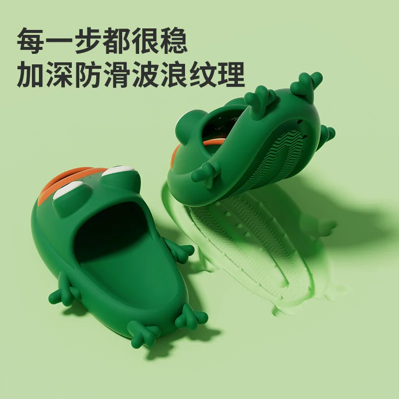 Pantoufles grenouille mignonnes pour femmes et hommes, chaussures de dessin animé d\'été, chaussures de couple drôles, toboggans d\'intérieur et