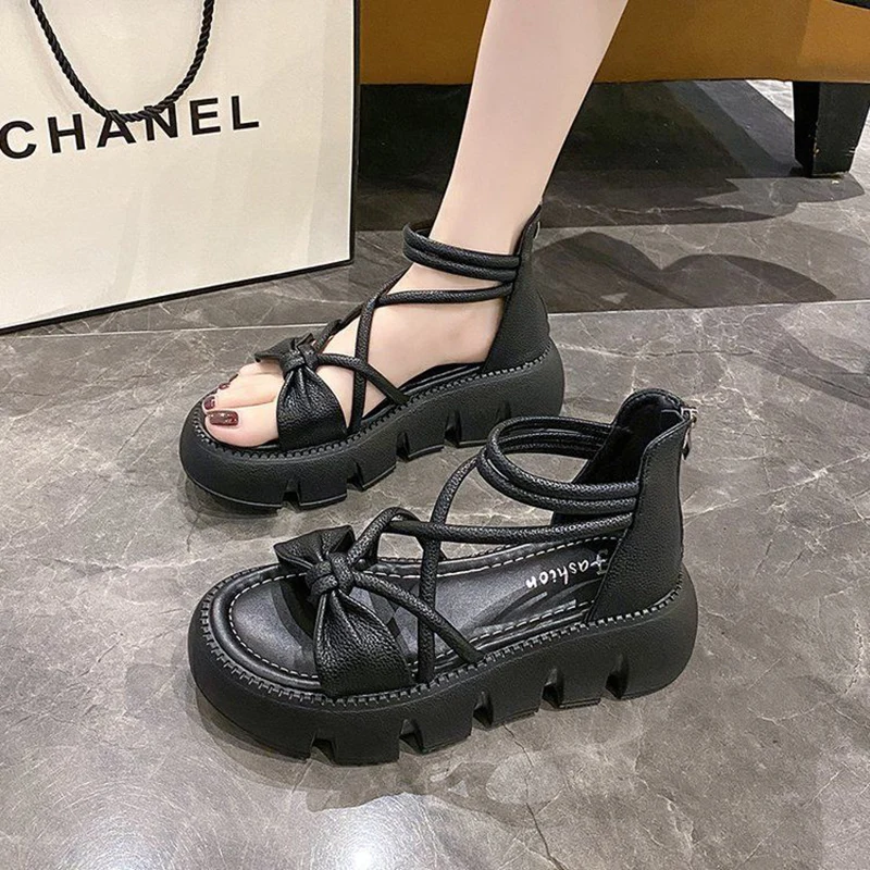 Round Toe Sponge Cake Thick Soled Women\'S Sandals 2024 Summer New Korean Version Cross Strap Back Zippered Roman Shoes