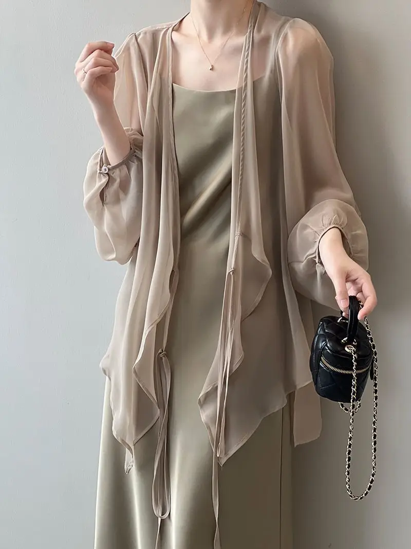 Chiffon Sunscreen Women Summer Thin Style Solid Color V-neck Bishop Sleeve French Tops Loose Large Size Cardigan Shawl Coat