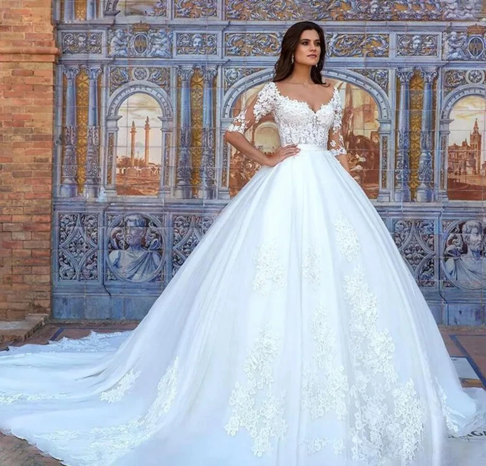 luxury A-Line wedding dress arabic dubai Half Sleeves Tulle Appliques Ball Gown Customed Bridal Gowns vestidos de novia 2024