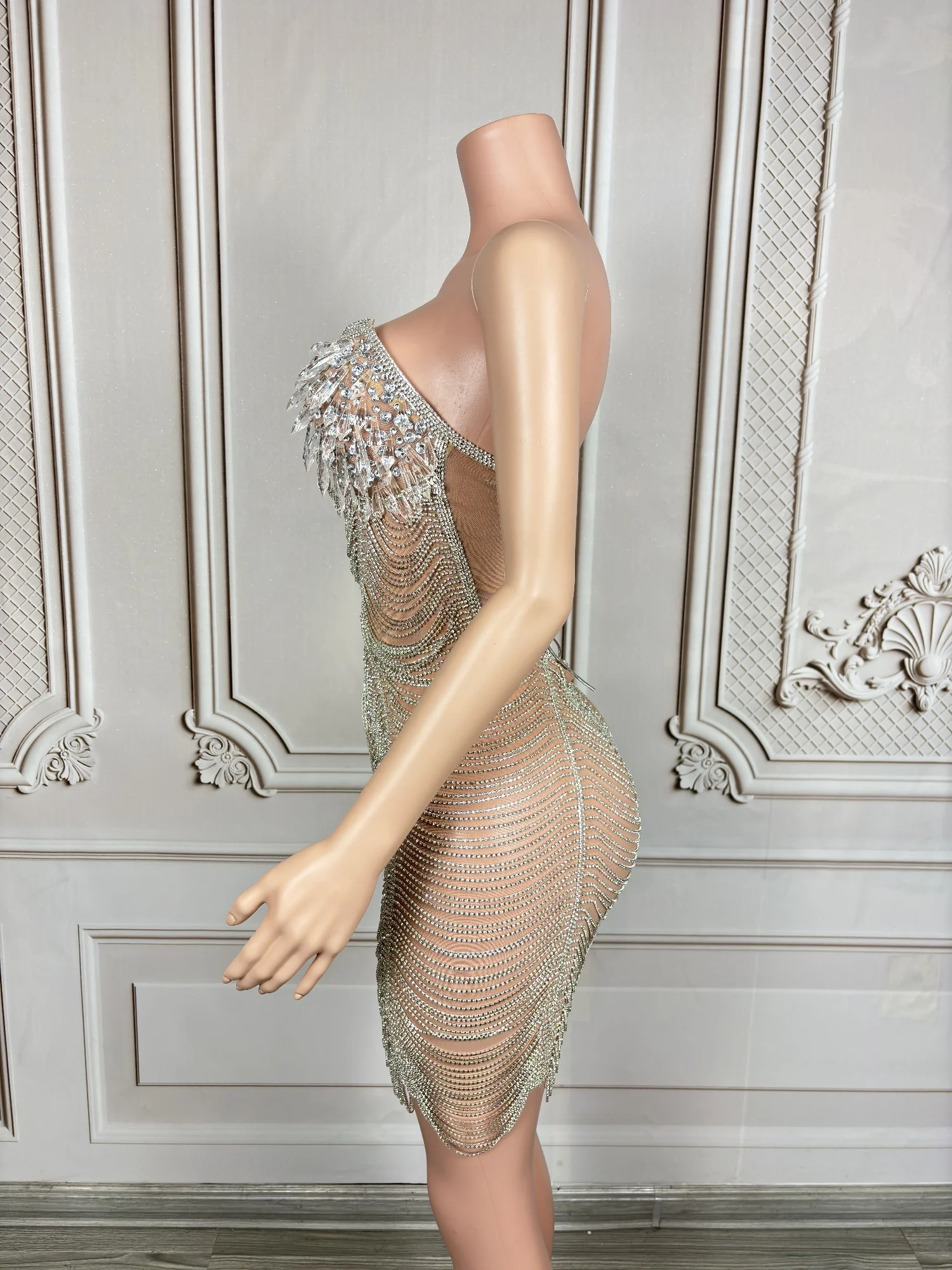 Luxe bal élégant dos nu Sexy Mini robe de soirée fête d'anniversaire événement pure maille robe de bal cristal haut de gamme Couture Ailisi