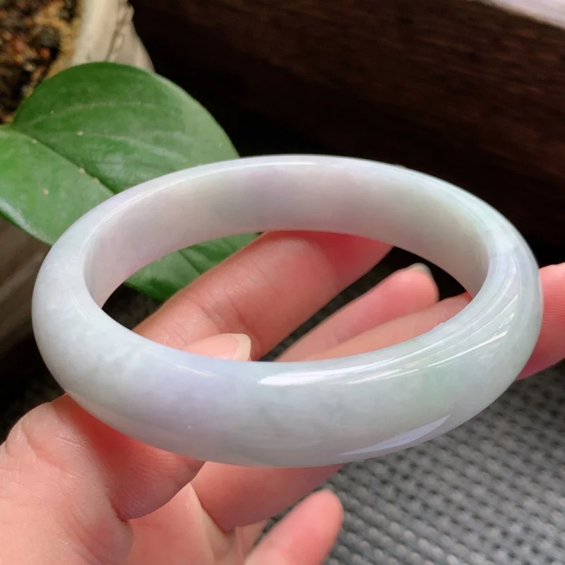 Natural Light Photo Jade Bracelet