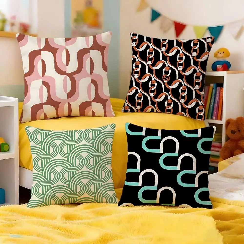 Chain Print Cushion Cover Premium Soft Pillowcase Skin-Friendly Breathable Multi-Purpose for Home Office Travel