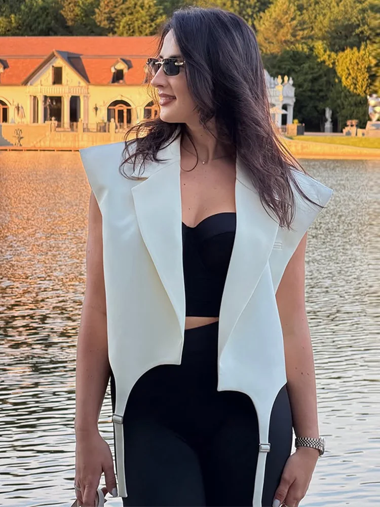 Elegant White Cropped Sleeveless Blazer Vest Women Irregular Hem Open Front Shoulder Pad Waistcoat 2026 New Lady Commute Top