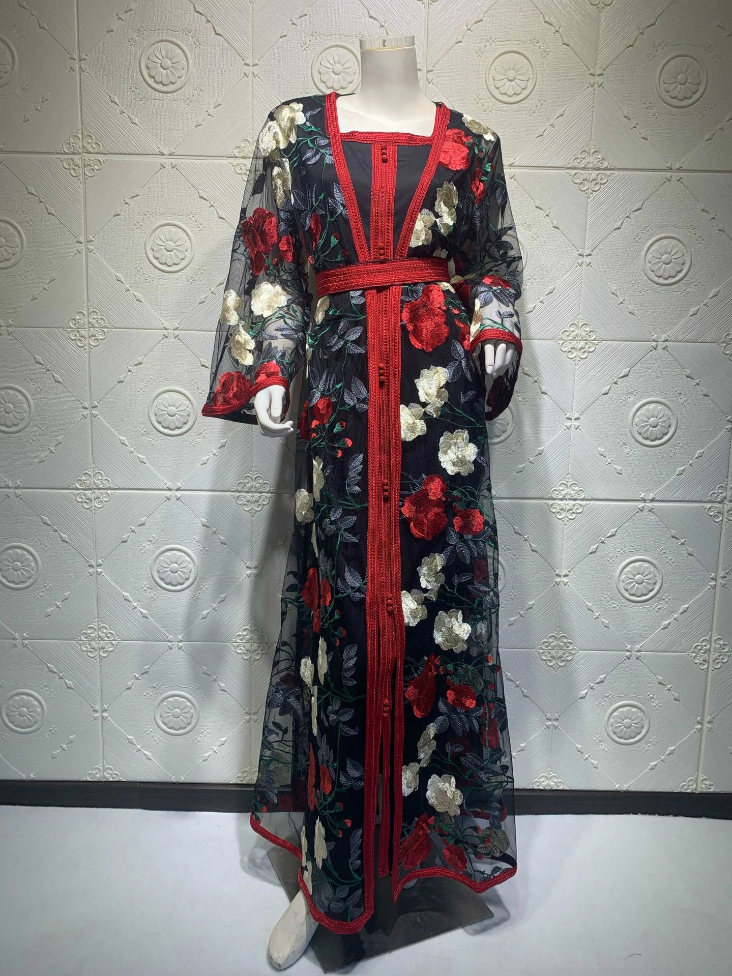 Imagem -05 - Turquia Dubai Árabe Muçulmano Vestido Feminino Cetim Abaya Bordado Rendas Vestidos Florais Conjuntos Peças Islâmico Paquistão Marroquino Kaftan