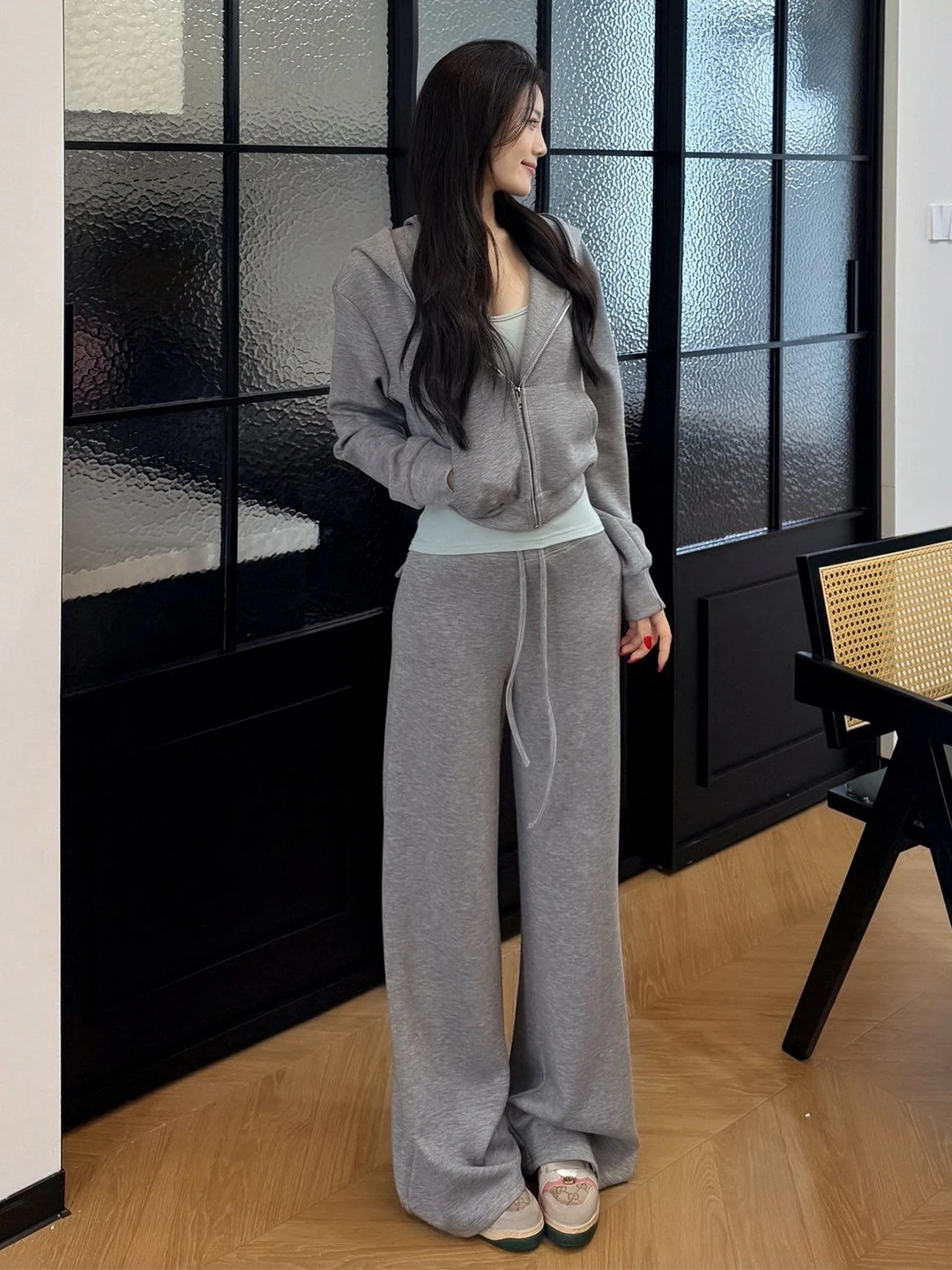 Grey Hoodie And High Waist Trousers Sporty Casual Women's Two-Piece Set Comfortable Loose Fit Autumn Wear Polyester Fiber