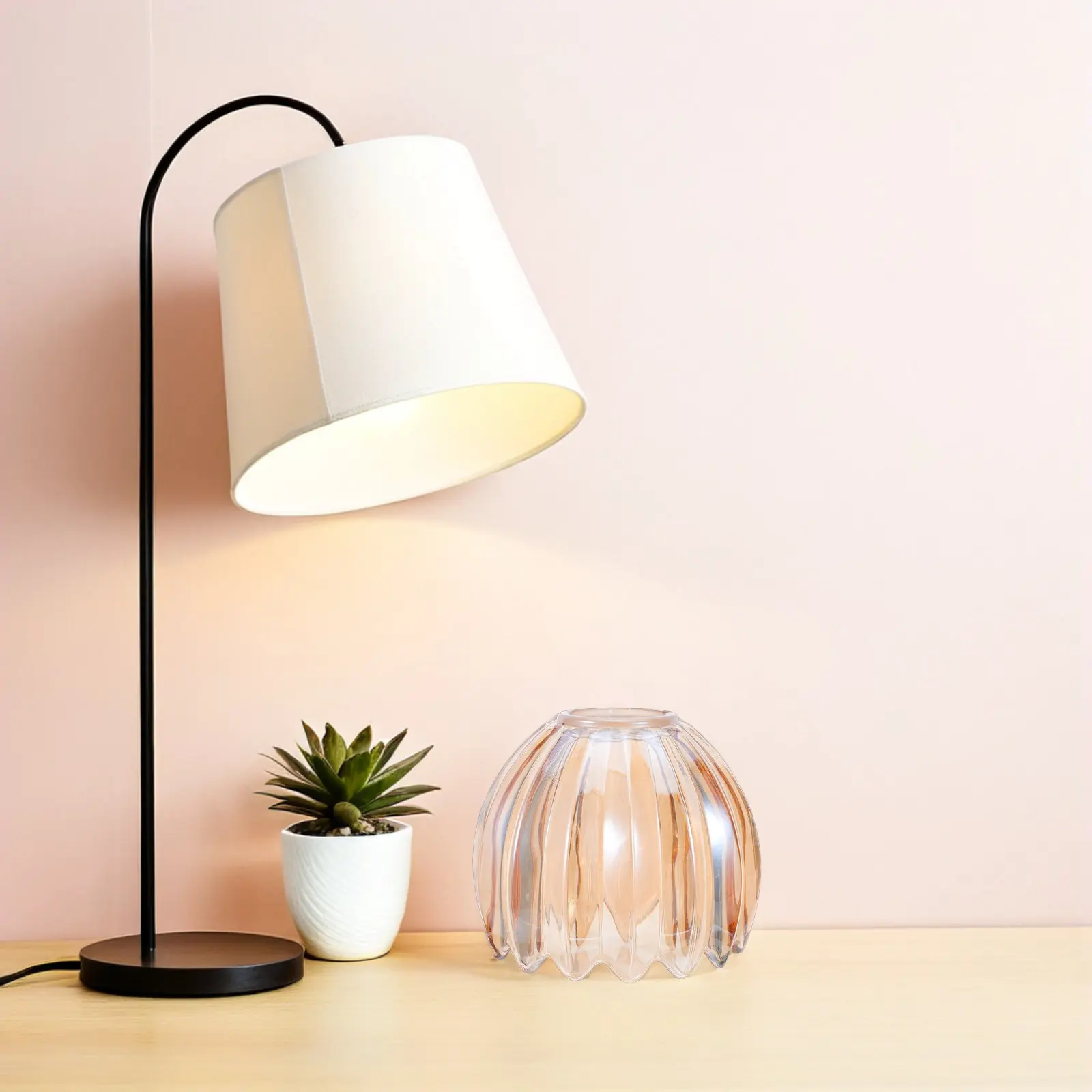 2Pcs Vintage Glass Lamp Shades Tulip Floral Shape Warm Ambience Ribbed Glass Shade for Table Lamp Sconce Pendant Light Fixture