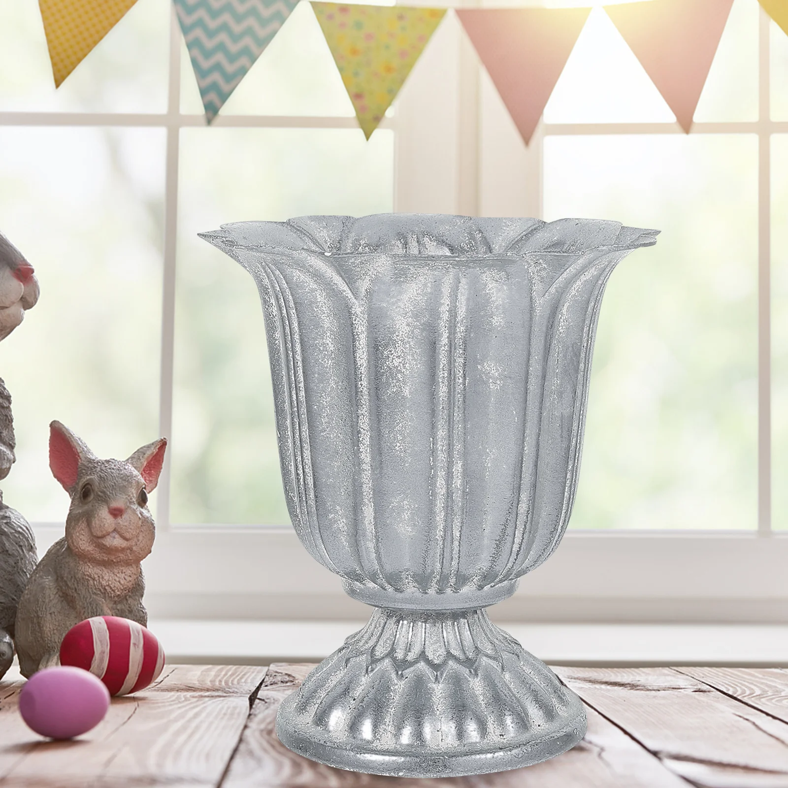 

1Pcs Classical Design Vase Stylish Iron Bucket Indoor Outdoor Decoration Long Lasting Gift Idea Iron Vase Garden Decor