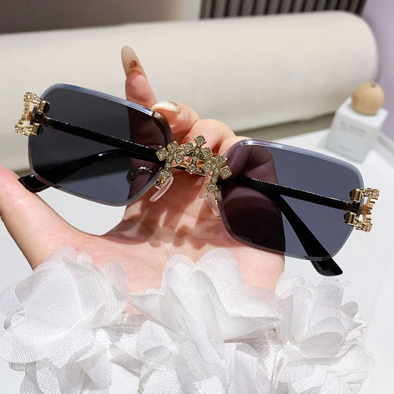 Modische rahmenlose Sonnenbrille mit getrimmten Kanten, quadratischem Rahmen, hochwertiger Spitze und Diamantgläsern, modisches Outdoor