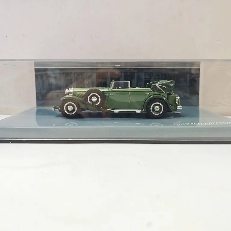 

Модель автомобиля Flaws Diecast Minichamps 1:43 Maybach Zeppelin DS8 V12 1932 из сплава