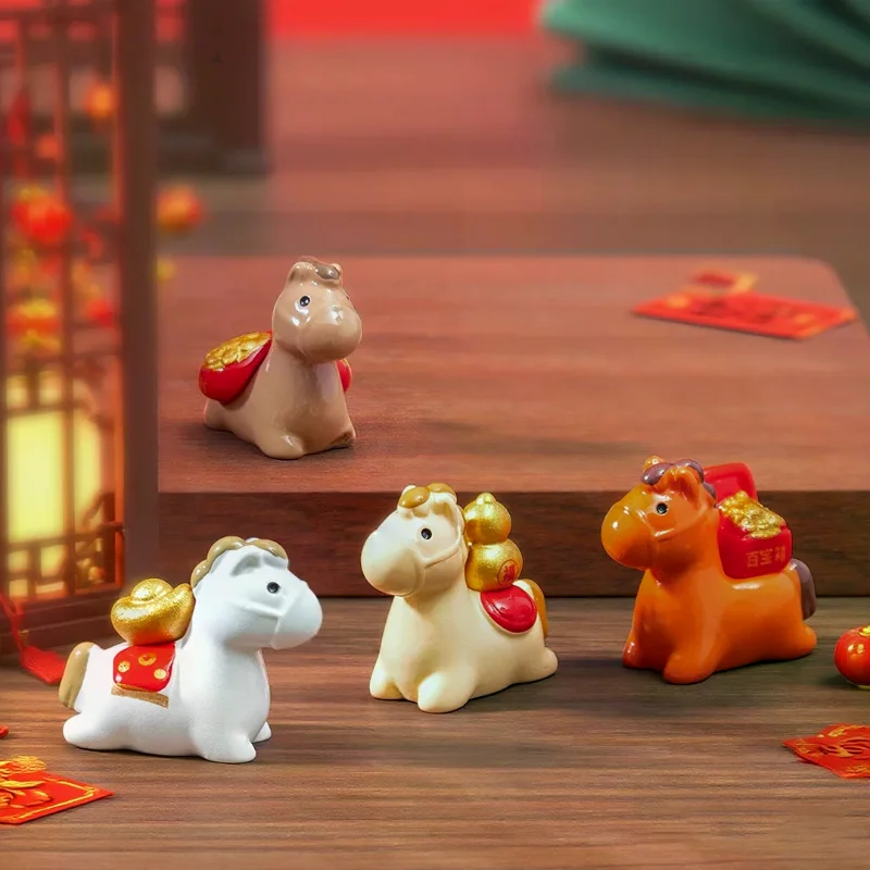 1-4-шт-Миниатюрные-украшения-на-2026-год-Лошади-мультяшные-зодиакальные-фигурки-счастливые-пони-для-самостоятельного-декора-автомобиля-украшения-для-офисного-стола-на-Весенний-фестиваль