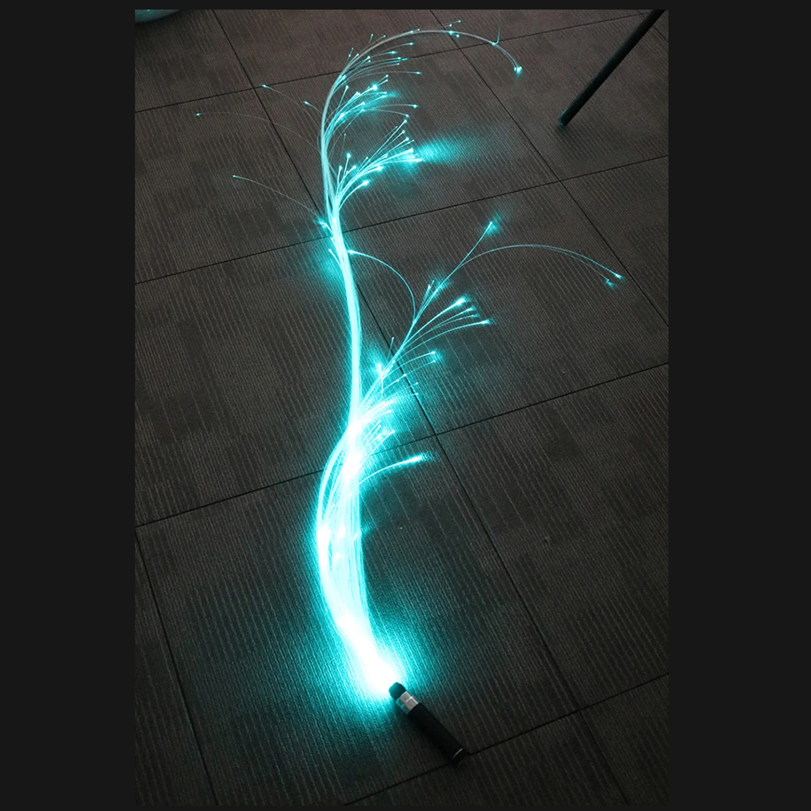 Dance LED Fiber Optic Whip Freely Swing the Whip 360° Rotation Design for Flow Toys Dance Accessories