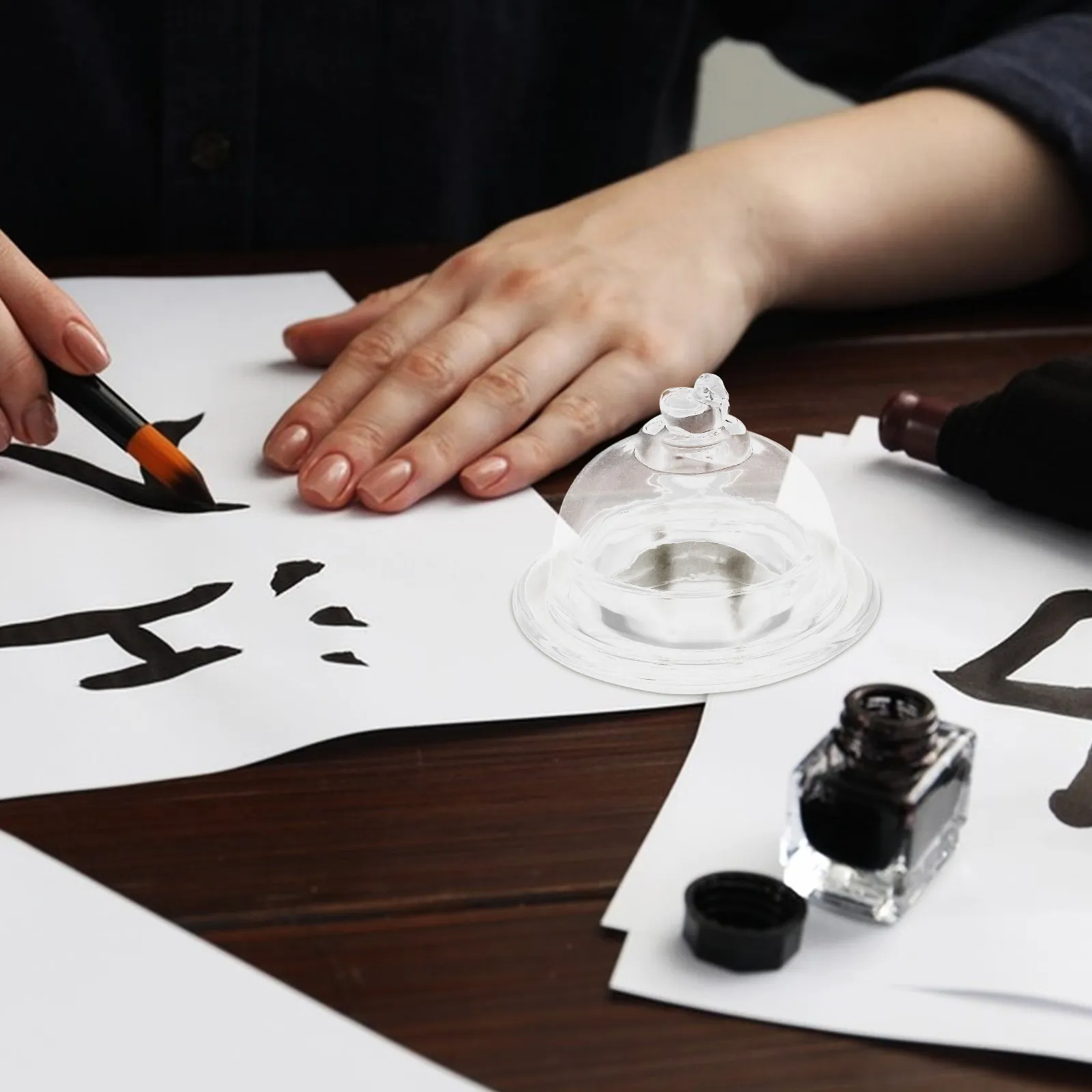 

Glass Ink Dish with Dome Lid Compact Transparent for Fountain Pen Ink Storage Calligraphy Painting Practice Traditional Chinese