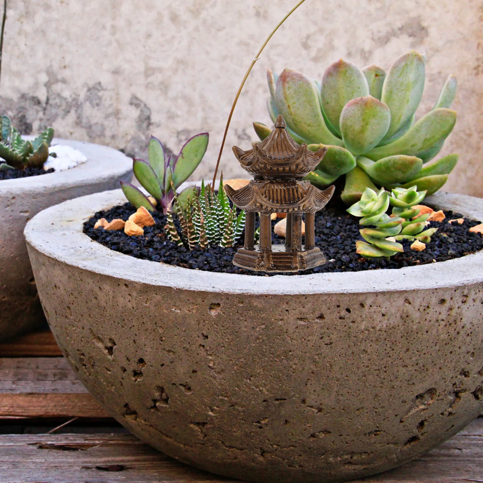 

1Pcs Hexagonal Pavilion Ceramic Landscaping Ornament Aquarium Decoration Durable Vivid Tank Decor Ceramic Pavilion