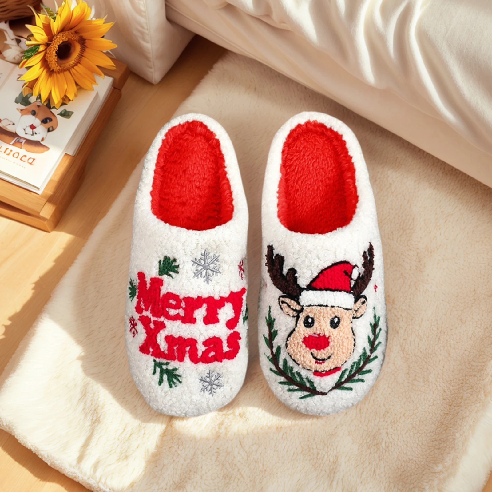 

Christmas Deer Cotton Slipper Non-slip Plush Cute Slipper Warm Fuzzy Warm Cartoon Flat Winter Casual Gift for Family and Friend