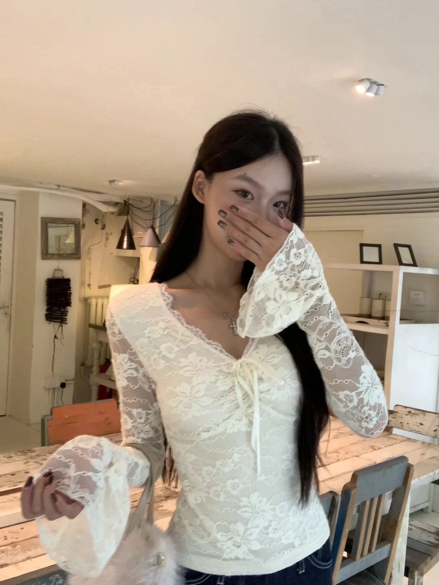 

Red Celebri Gallery Women's Long Sve Lace Blouse Spring New Arrival Inner Wear Base irt Light Maturi High Waist Comm...