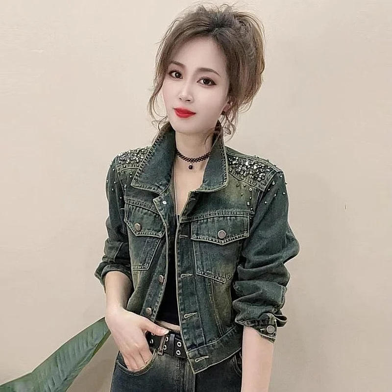 2024년 초가을 여성용 짧은 데님 재킷 반짝이는 비즈 유럽 스타일 패션 고급스러운 느낌 루즈핏 긴 소매 버튼 클로저
