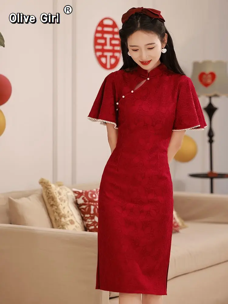 Abito rosso Cheongsam Toast per le spose Stile cinese Petite Abito da sposa di fascia alta Abbigliamento donna Versione migliorata qipao