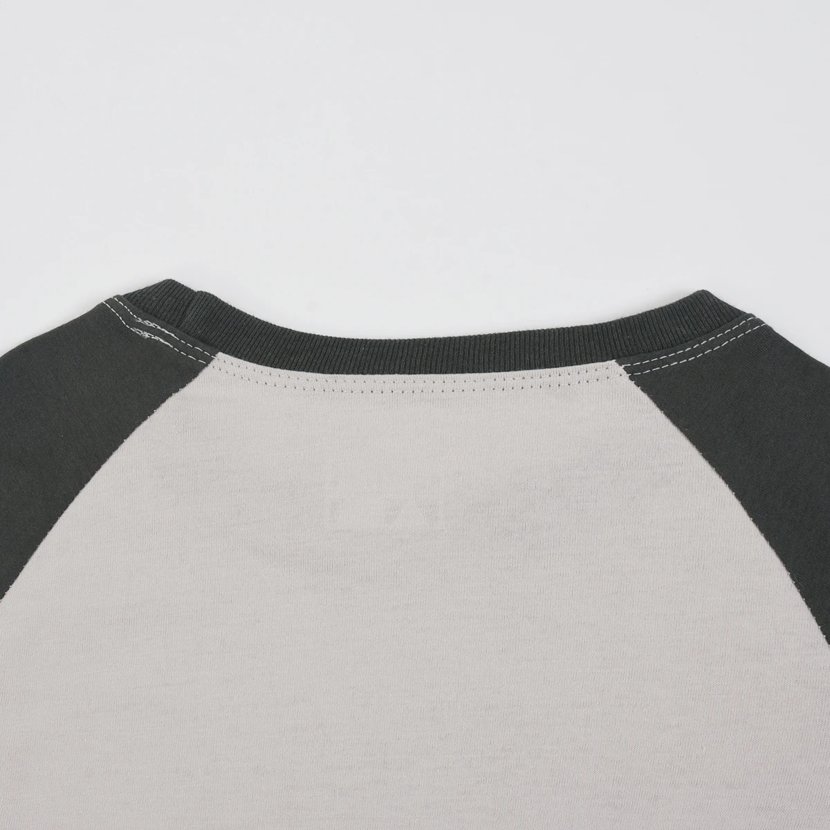 【Through 1615 Flame】Jungen-Pyjama-Set aus Baumwolle mit Truck-Muster, lässiger sportlicher Stil, geeignet für Jungen im Alter von 2-9 Jahren – Detail 4