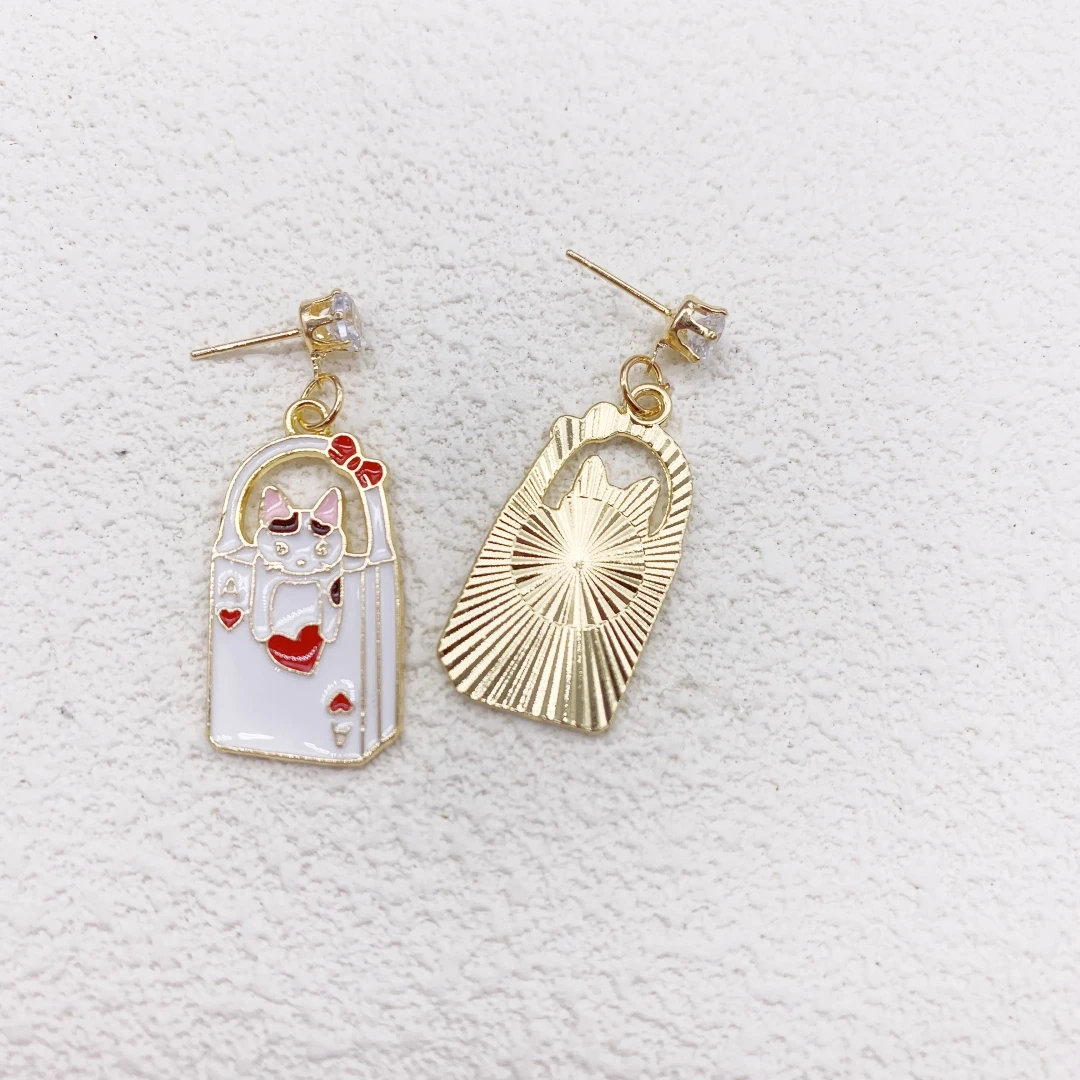 Cute Cat Poker Earrings Women\'s earrings  Fashion Jewelry Wholesale