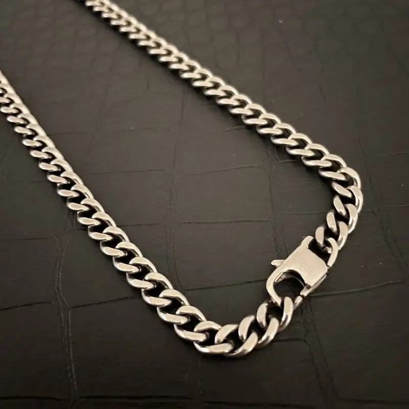 Pure Titanium Necklace 5.5mm Wide Cuban Chain Anti Allergy Hip Hop Trend Birthday Gift Versatile Accessories for Men and Women