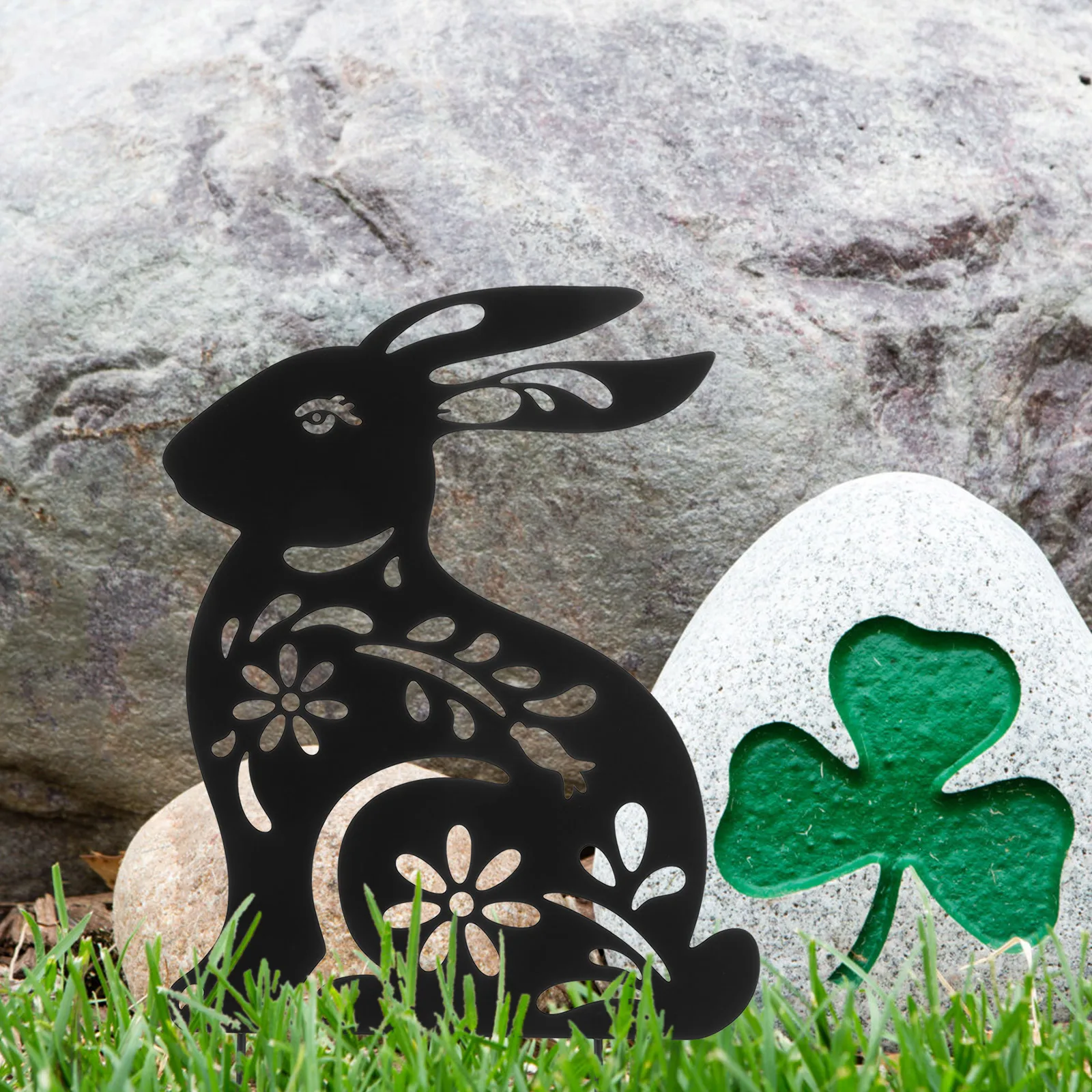 

Metal Rabbit Garden Stake Hollow Out Design Weather Resistant Decorative Lawn naments Easter Charm Yard Bunny Sign Outdoor