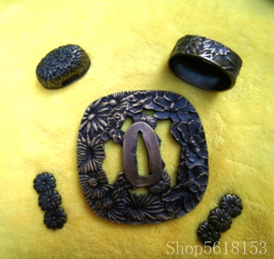 

Цветок Hige из сплава tsuba fuchi Menuki Seppa Habaki для японской катаны вакидзаси Танто