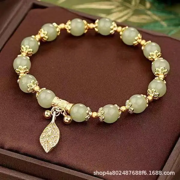 

Student girlfriend bracelet light luxury ins niche design simple and versatile bracelet