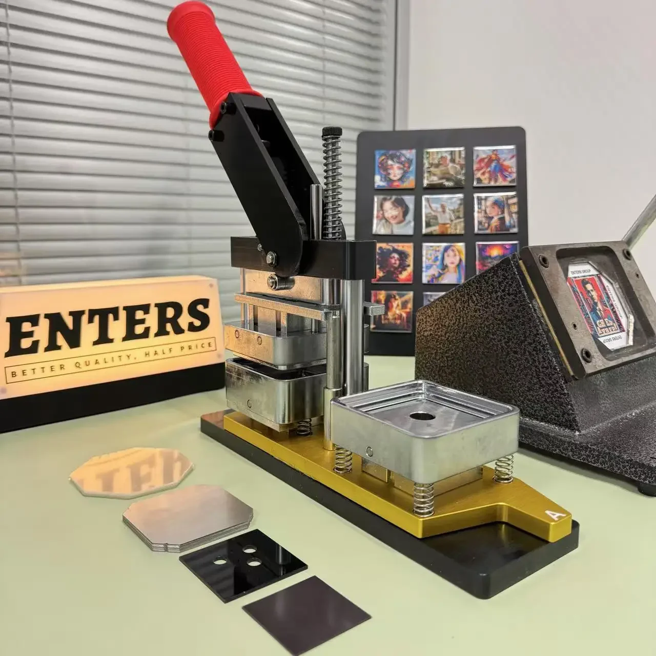 

Машина для изготовления пуговиц с магнитом на холодильник, 50*50 мм, машина для изготовления квадратных магнитов на холодильник + резак + набор материалов 100 шт.