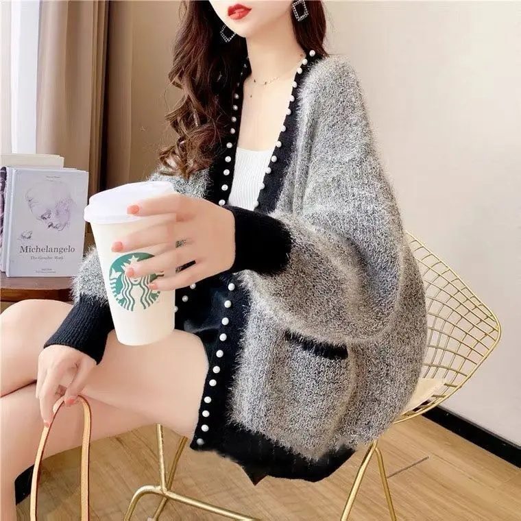 Loose-fit Knitted Jacket Women's Soft Cardigan Top Trendy Autumn/winter Season Pearl Knit Lantern Sleeves Coats Women Clothing